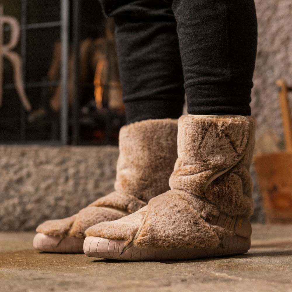 Vibram Furoshiki Mens Boots - Beige - Lapland Mid - 41325-RVDQ